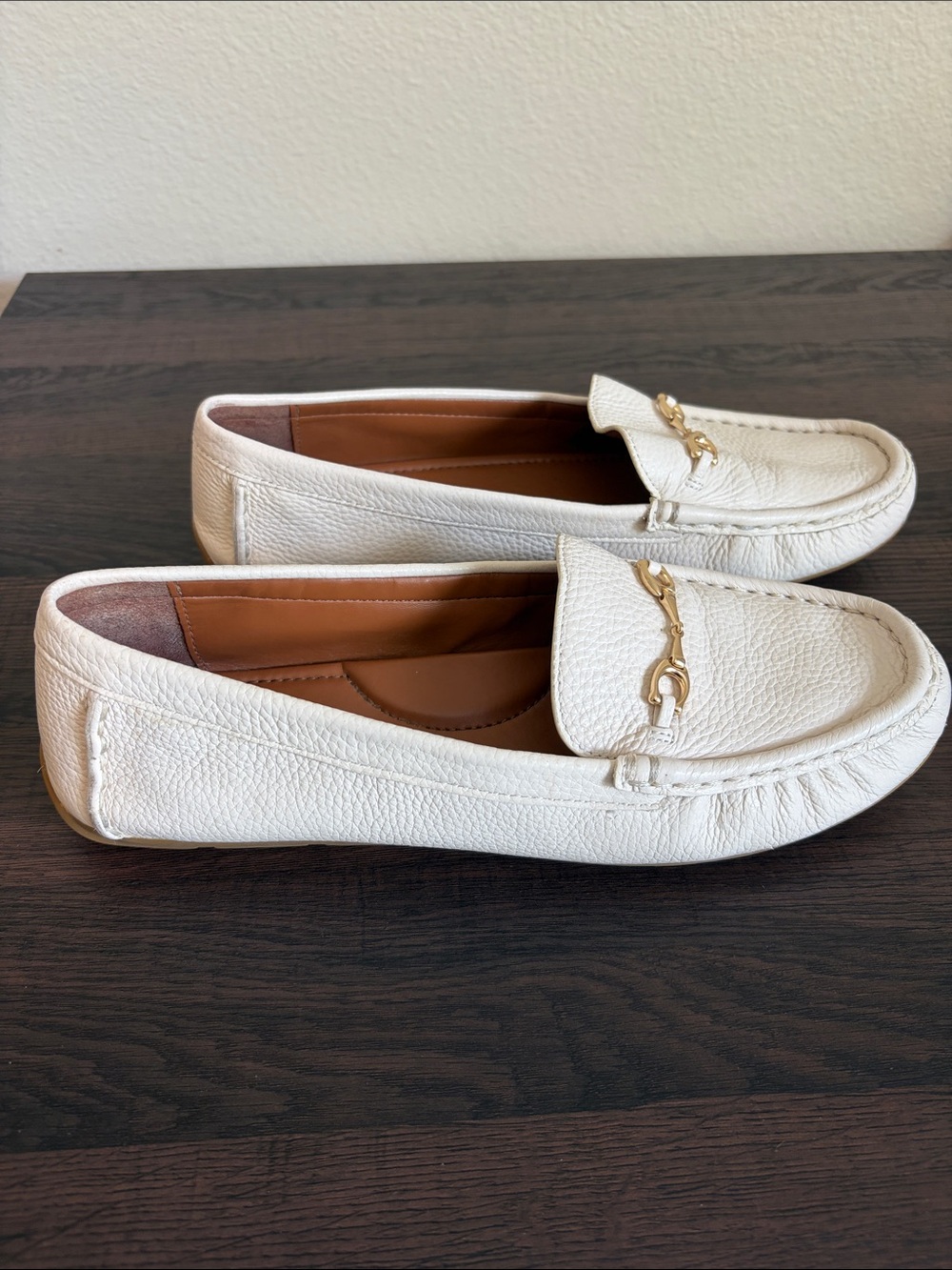 Coach Women’s Mavis Pebbled Leather Loafers In Color Chalk 9.5B FG4581